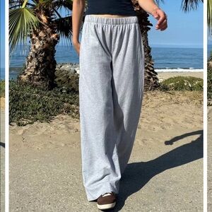 Brandy Melville Anastasia Sweatpants Heather Grey